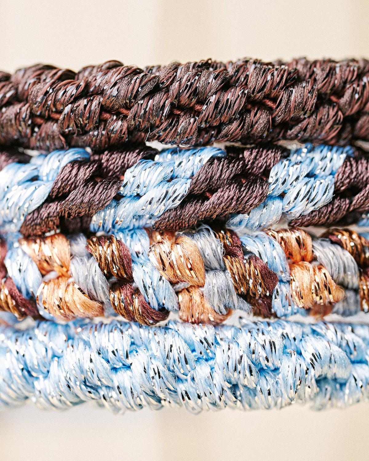 BUNDLE 67 • 4 HAIR TIES