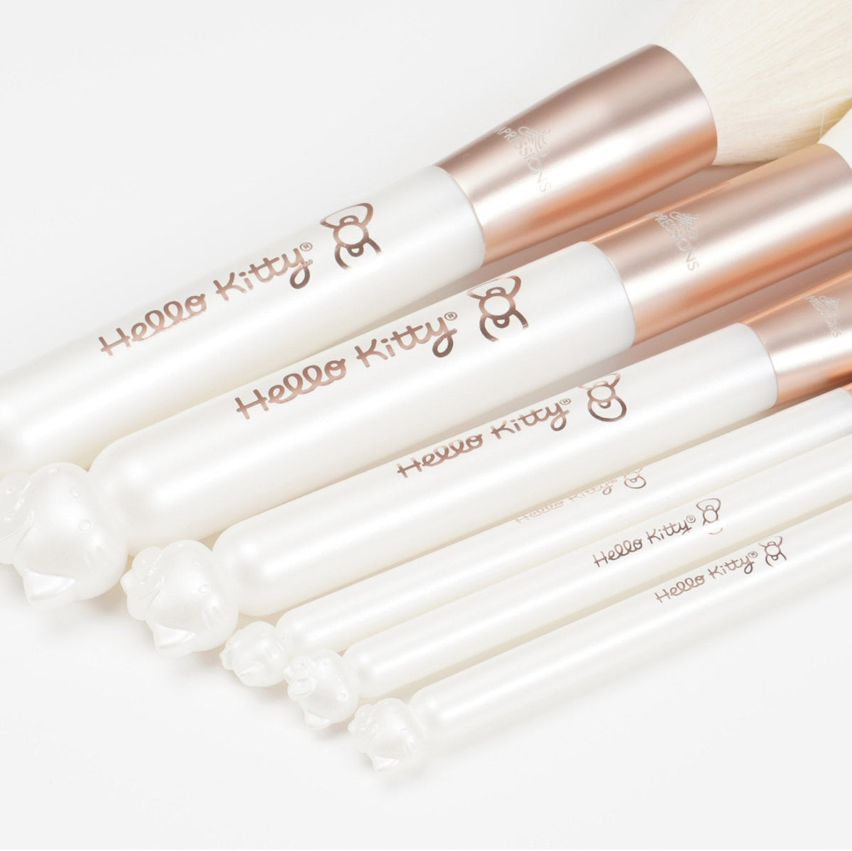 Hello Kitty® "Kawaii Icon" 6-PC BRUSH SET